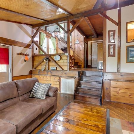 Mountaintop Ellijay Cabin With Private Hot Tub 外观 照片