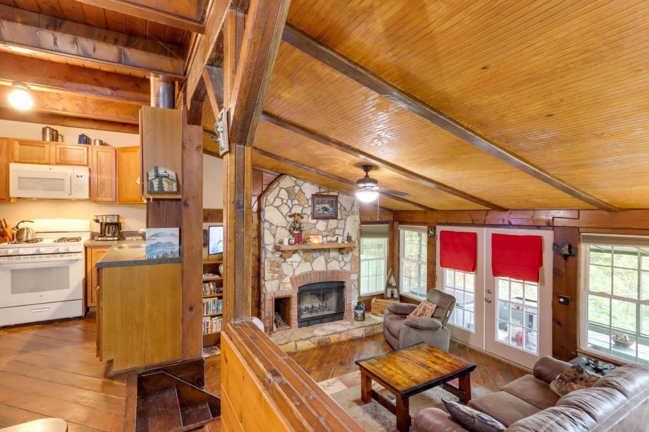 Mountaintop Ellijay Cabin With Private Hot Tub 外观 照片