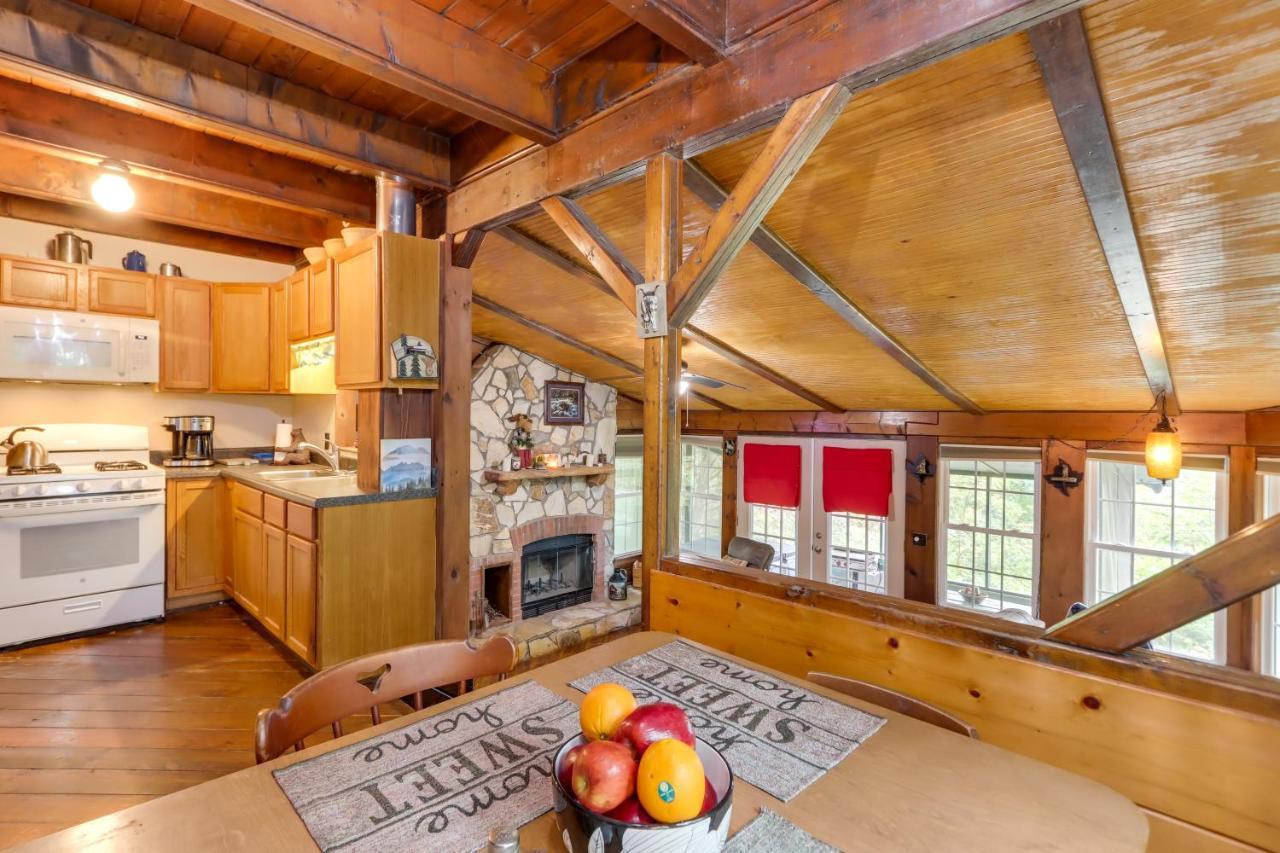 Mountaintop Ellijay Cabin With Private Hot Tub 外观 照片